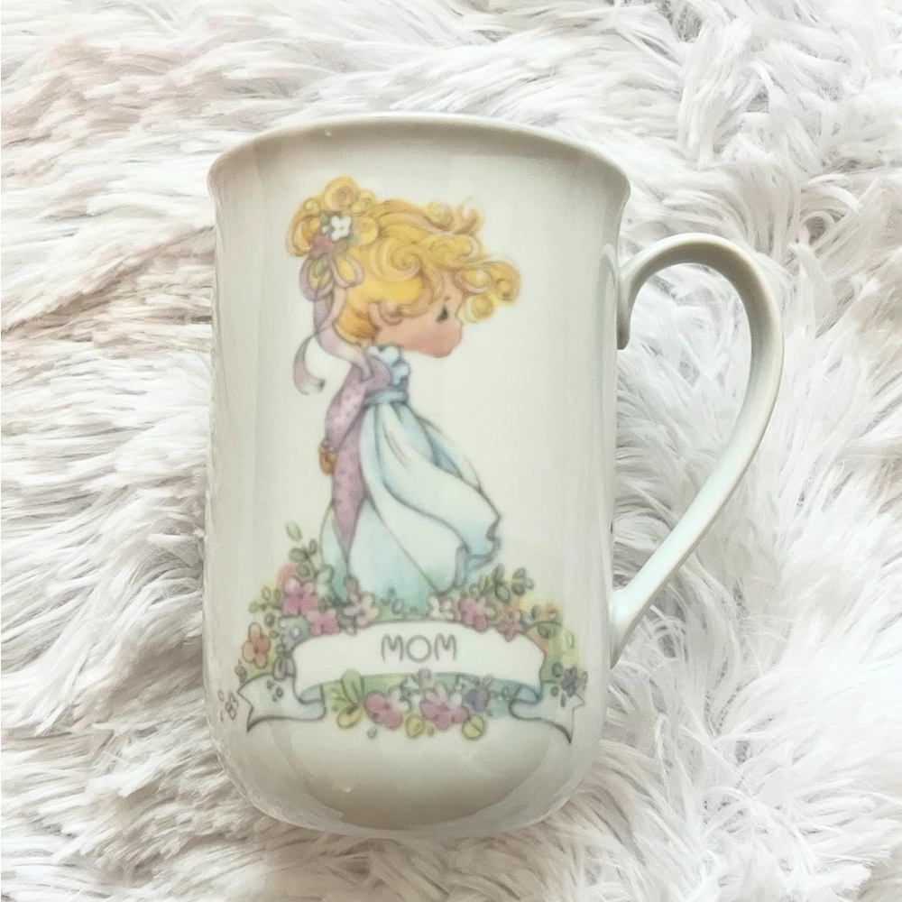 Precious Moments Mom Mug with Pastel Colors